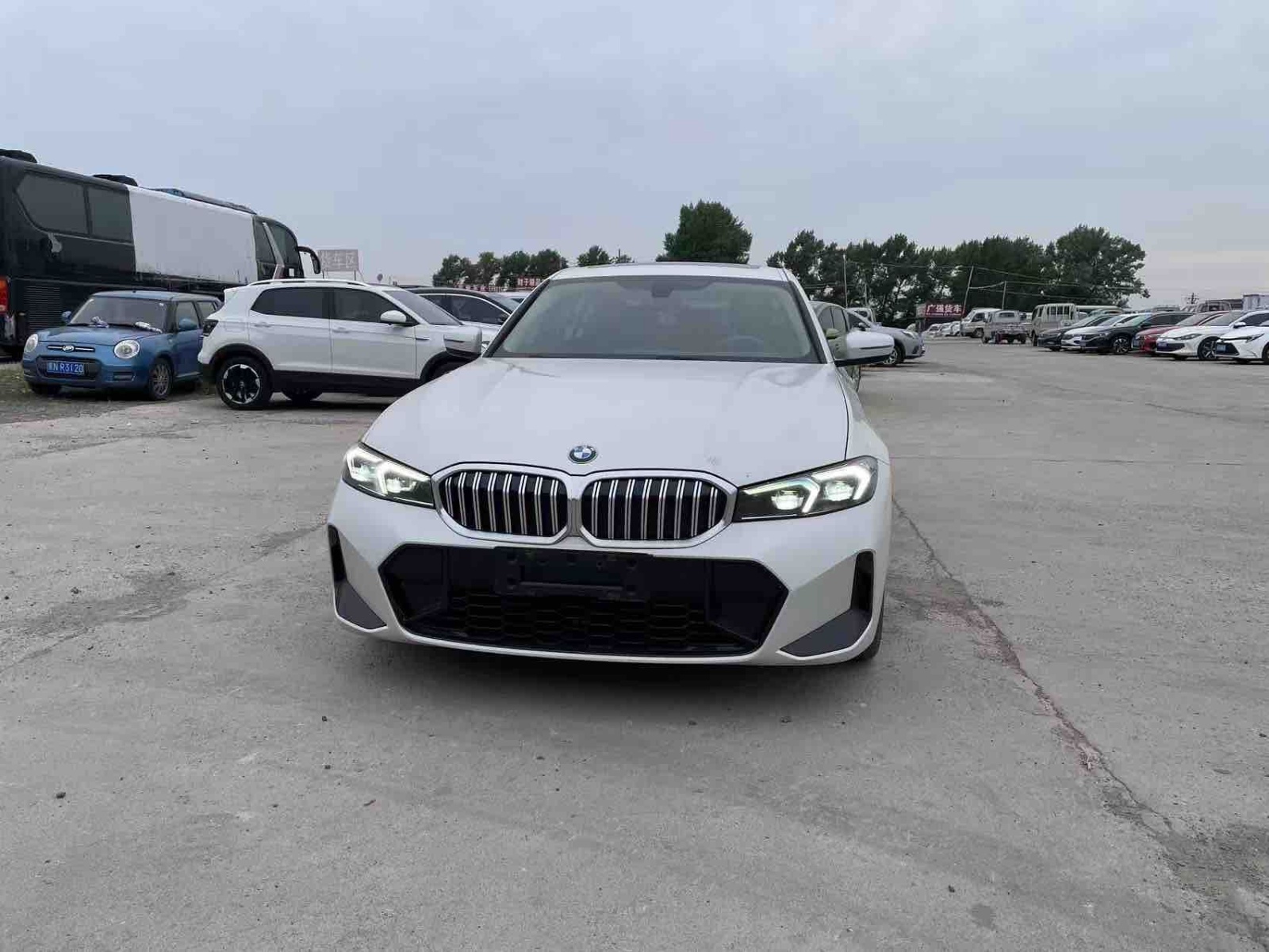 MY2023 BMW 3 Series 320Li M Sport kit