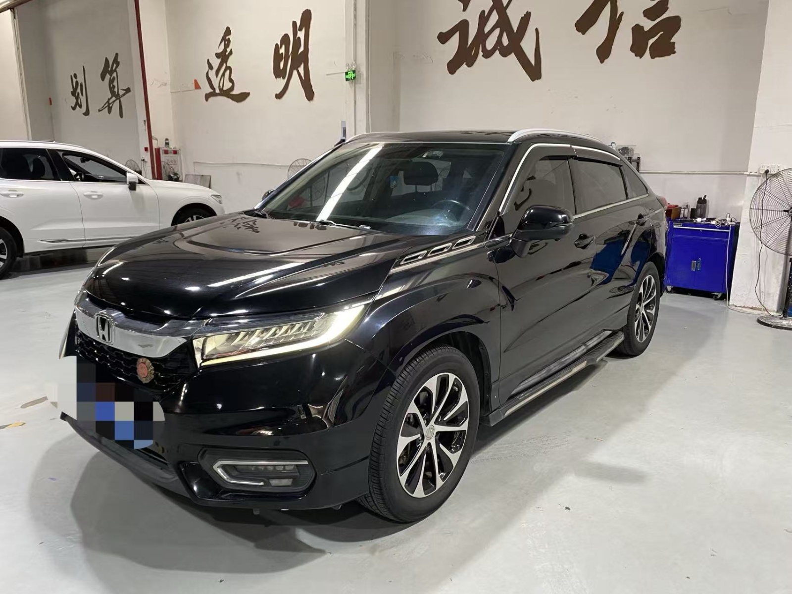 MY2017 Advancier 240TURBO 2WD Enjoy Version