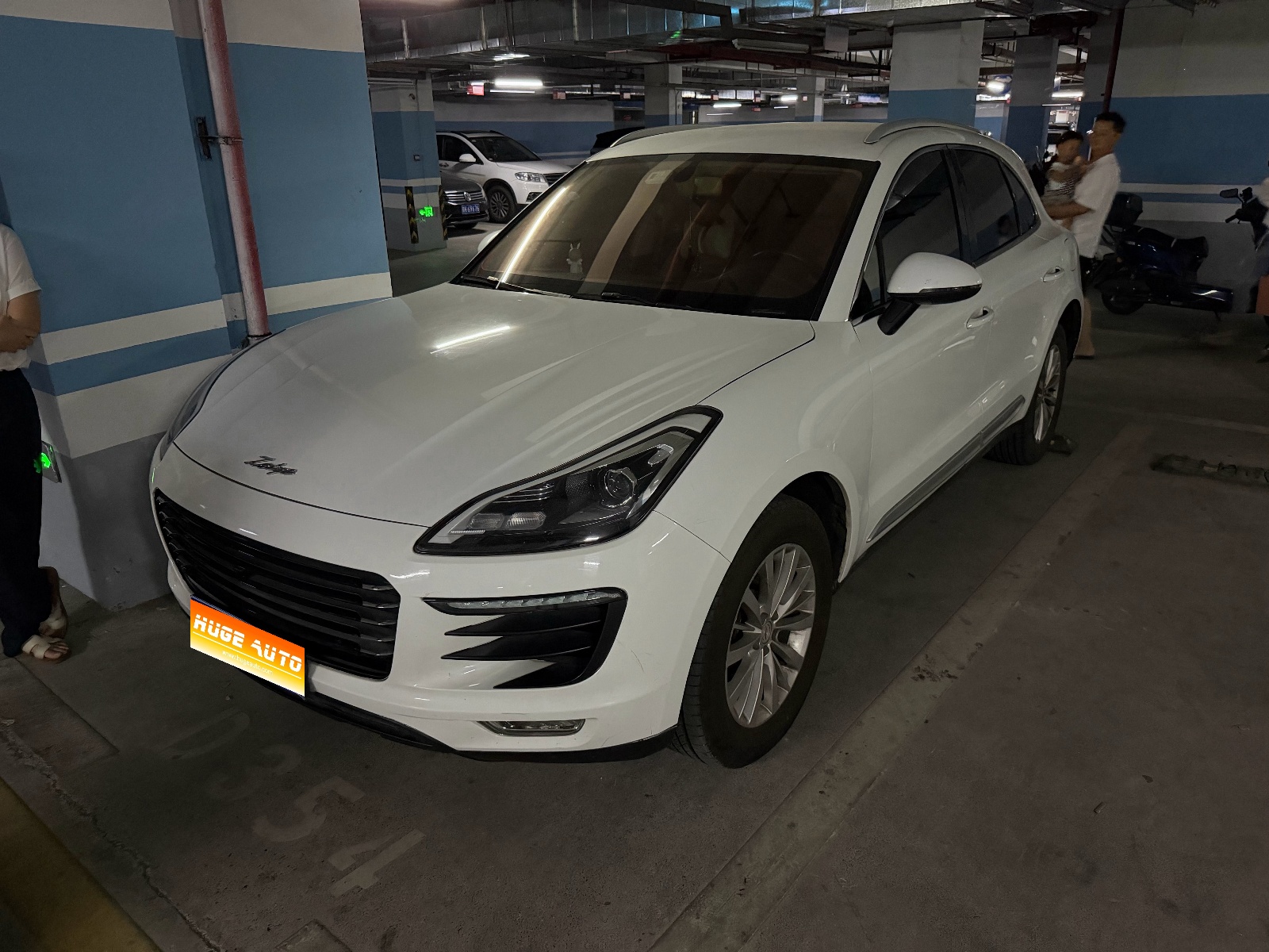 MY2017 Zotye SR9 2.0T AT Extreme Road