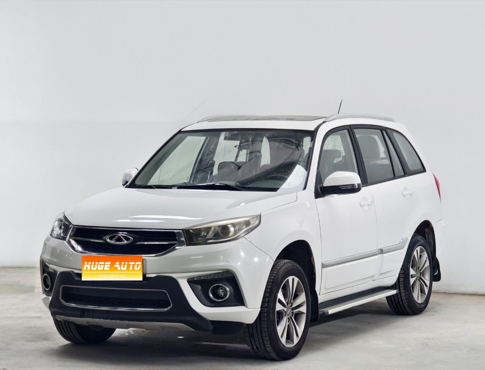 MY2015 Tiggo 3 1.6L MT Intelligent Sport Version 