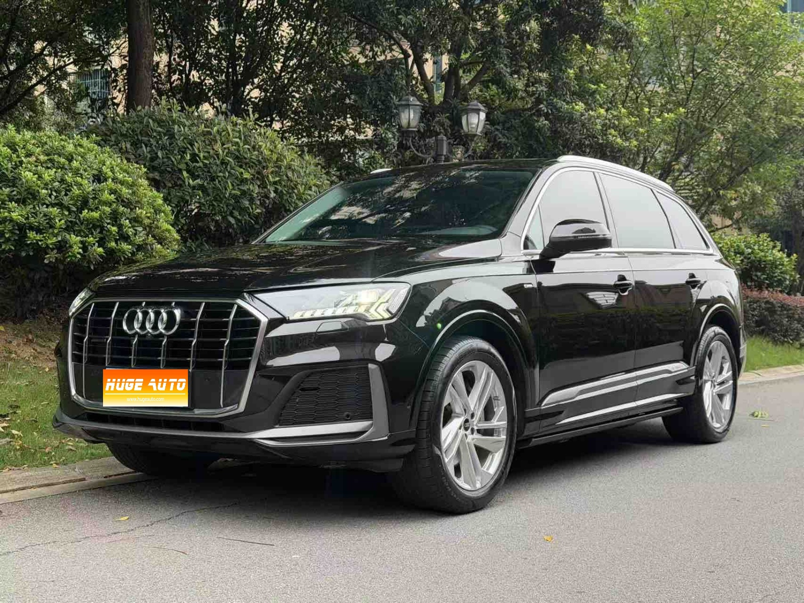 2023款 奥迪Q7 45 TFSI quattro S line运动型