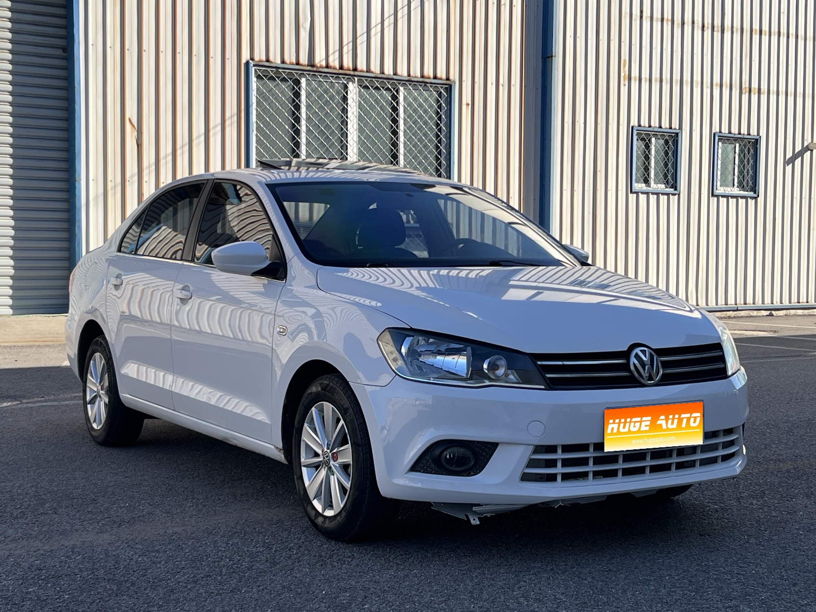 MY2015 Jetta 1.6L MT Comfort Version 