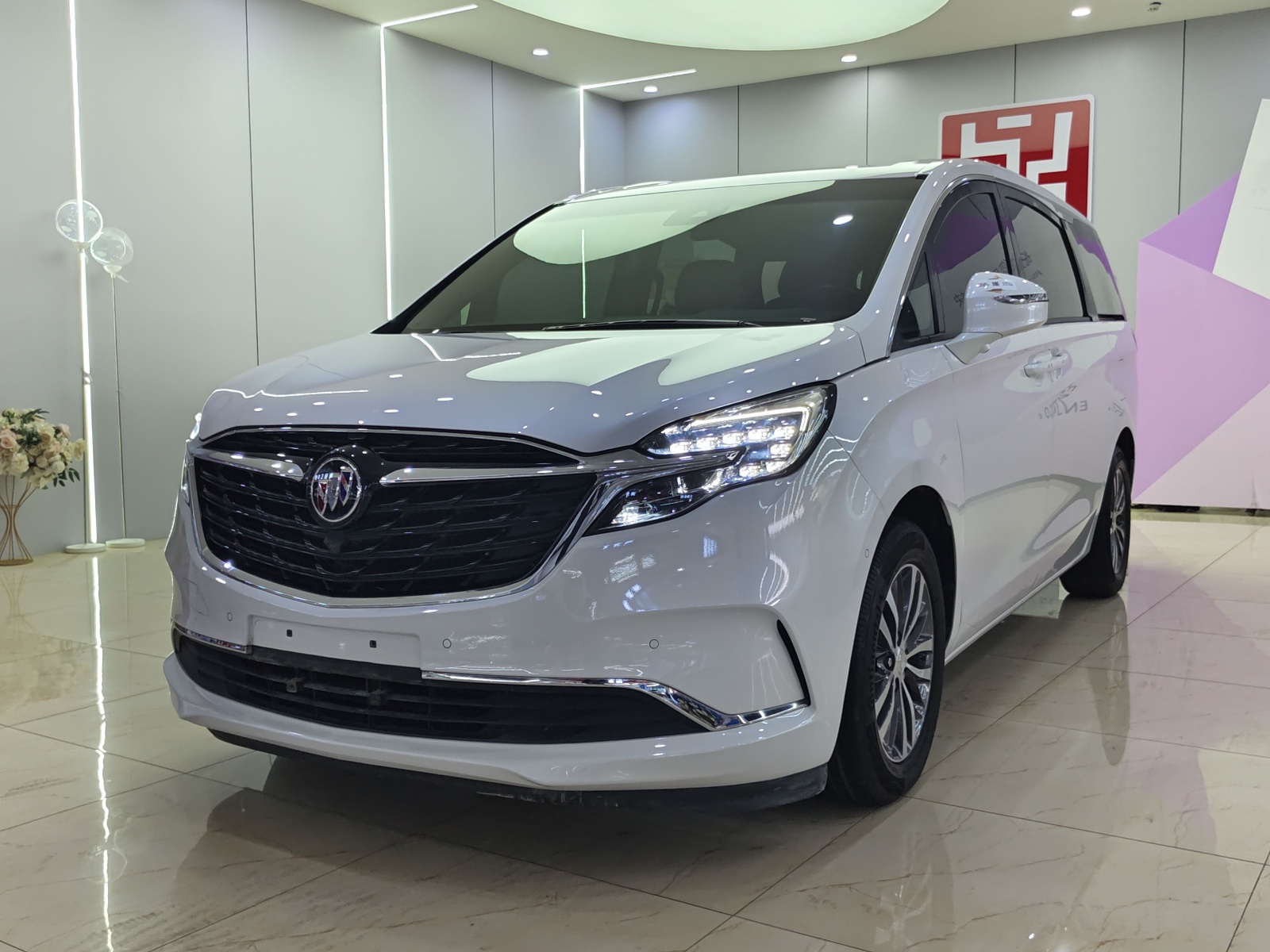 MY2020 Buick GL8 ES 653T Exclusive Version 