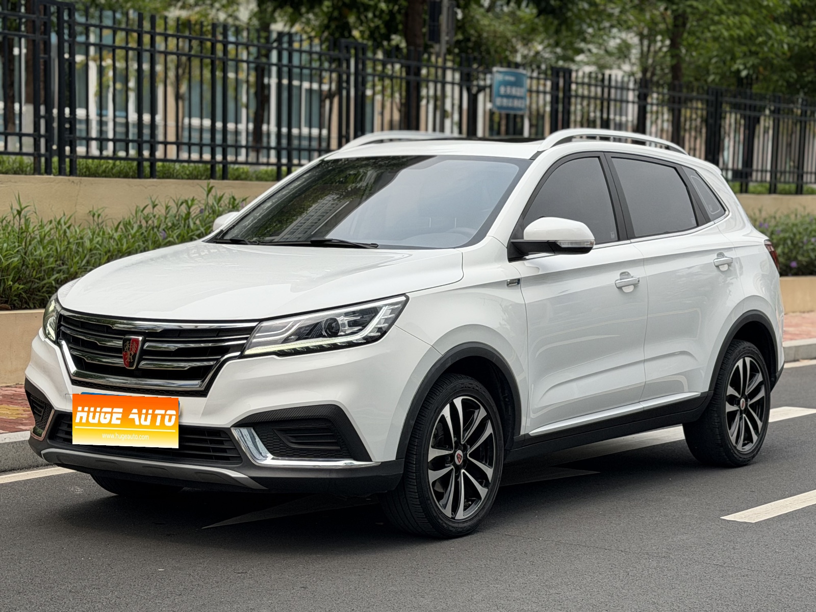 MY2020 Roewe RX3 1.6L CVT 4G Connect Awesome Elite Version 