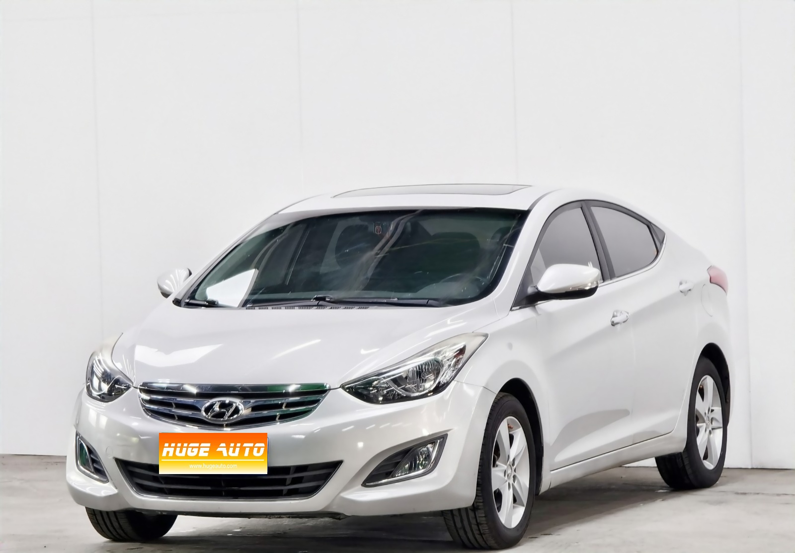 MY2013 Elantra 1.6L AT Distinguished 