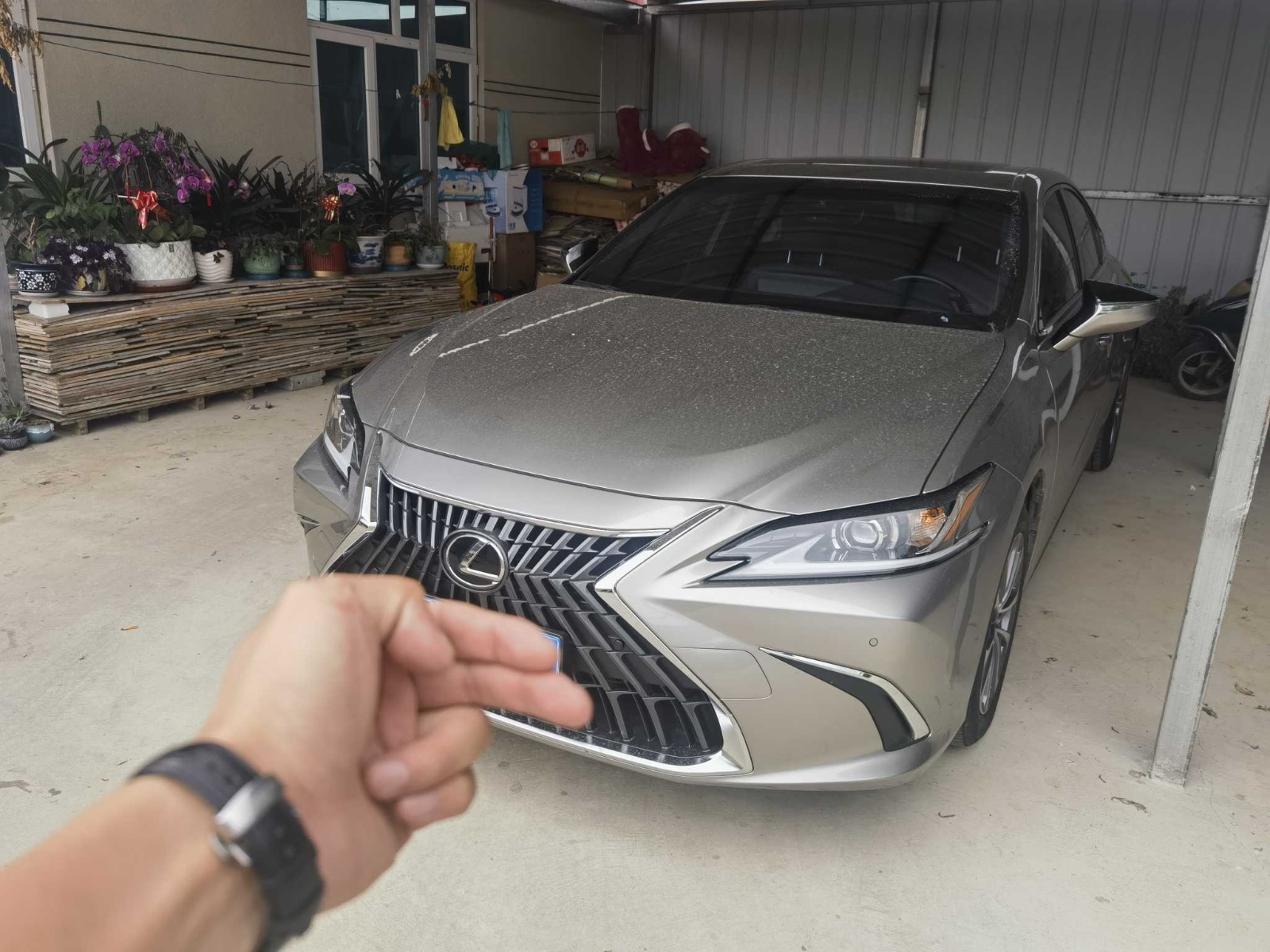 MY2023 LEXUS ES 200 Excellence Version