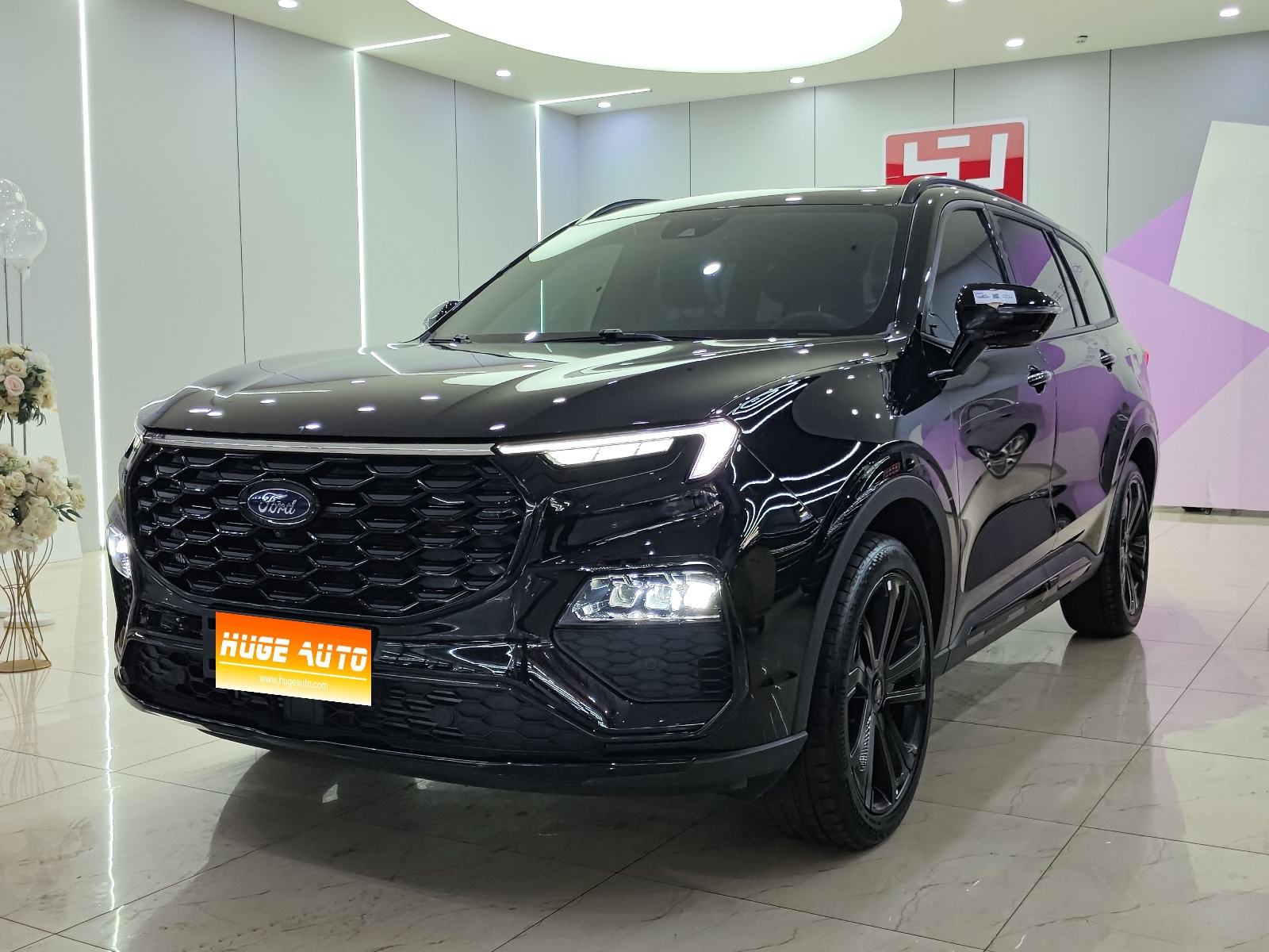 MY2023 Equator EcoBoost 225 Black-Orange Exclusive 7 seats （2/2/3）