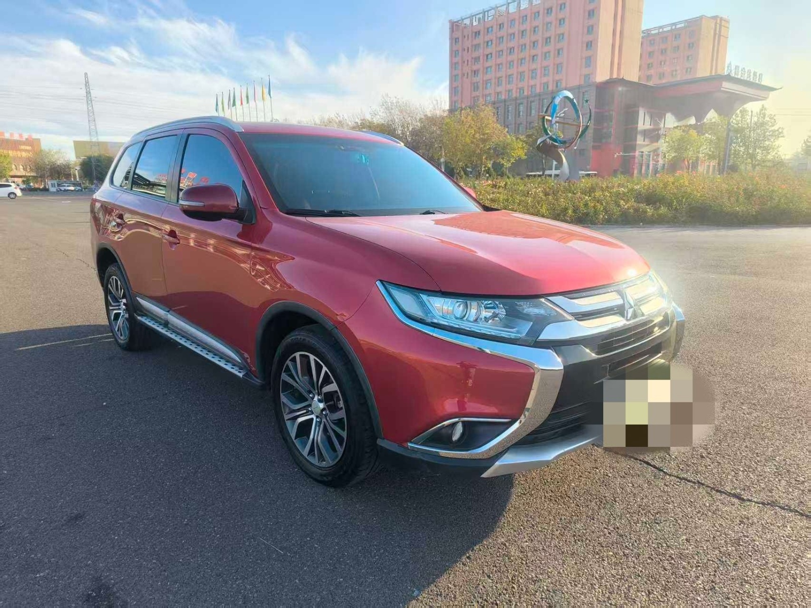 MY2018 Outlander 2.0L 2WD Glory Version 5-Seat 