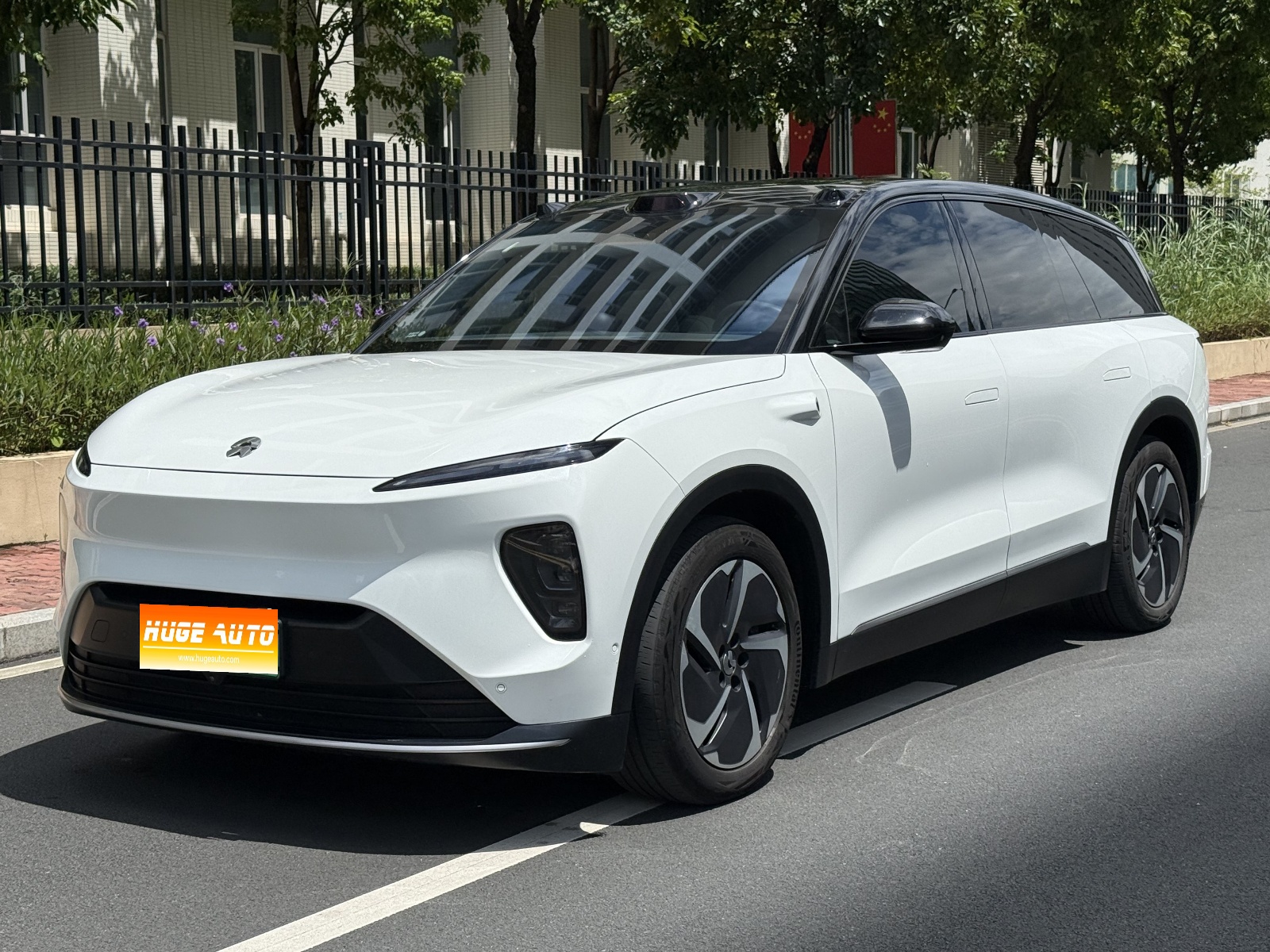 MY2023 NIO ES8 100kWh