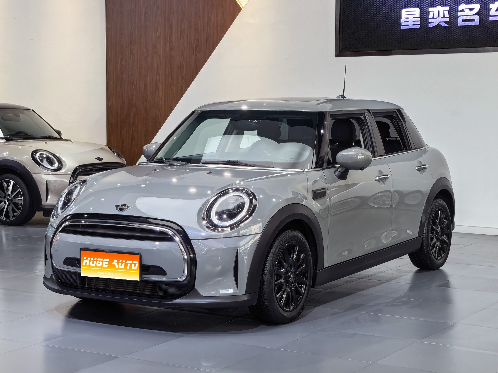 MY2022 MINI 1.5T ONE 5-door PLUS