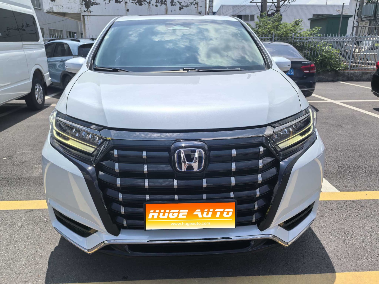 MY2024 ELYSION 2.0L e:HEV Luxury Version
