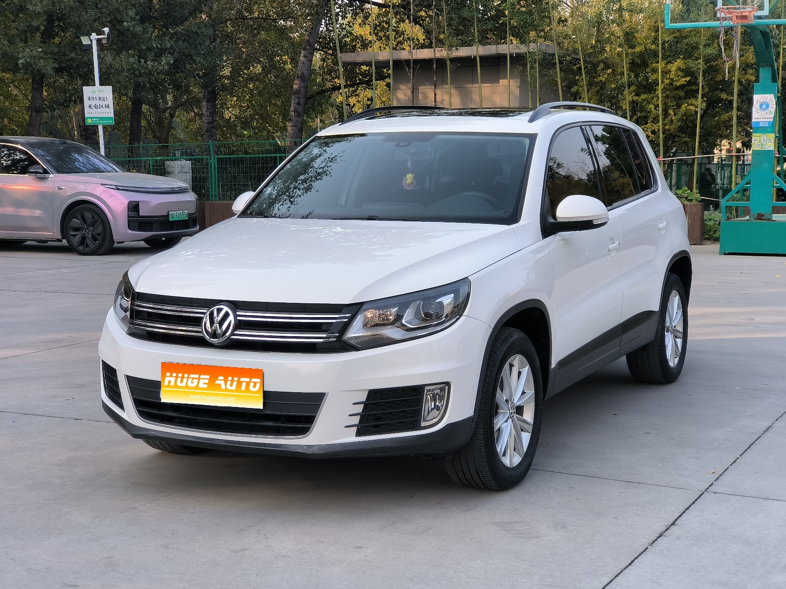2017款 途观 300TSI 自动两驱丝绸之路舒适版