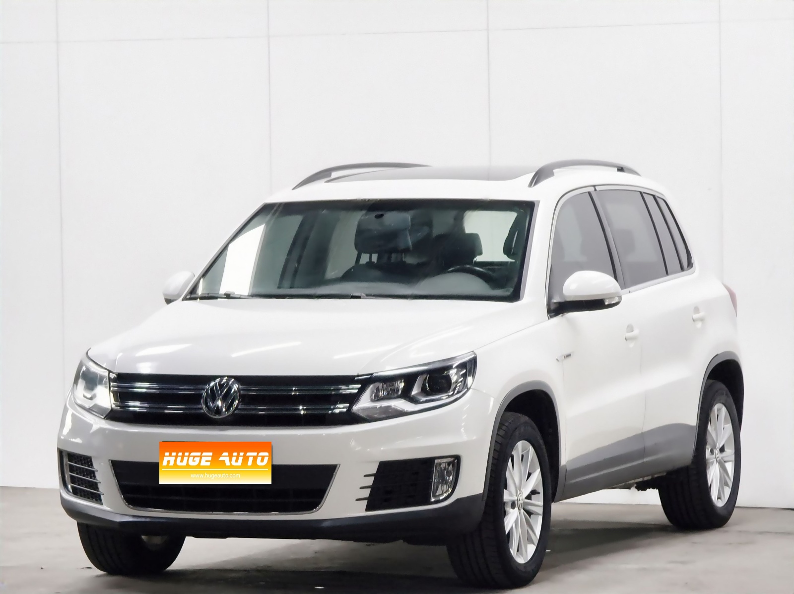 MY2016 Tiguan 300TSI AT 4WD Fashion View Version
