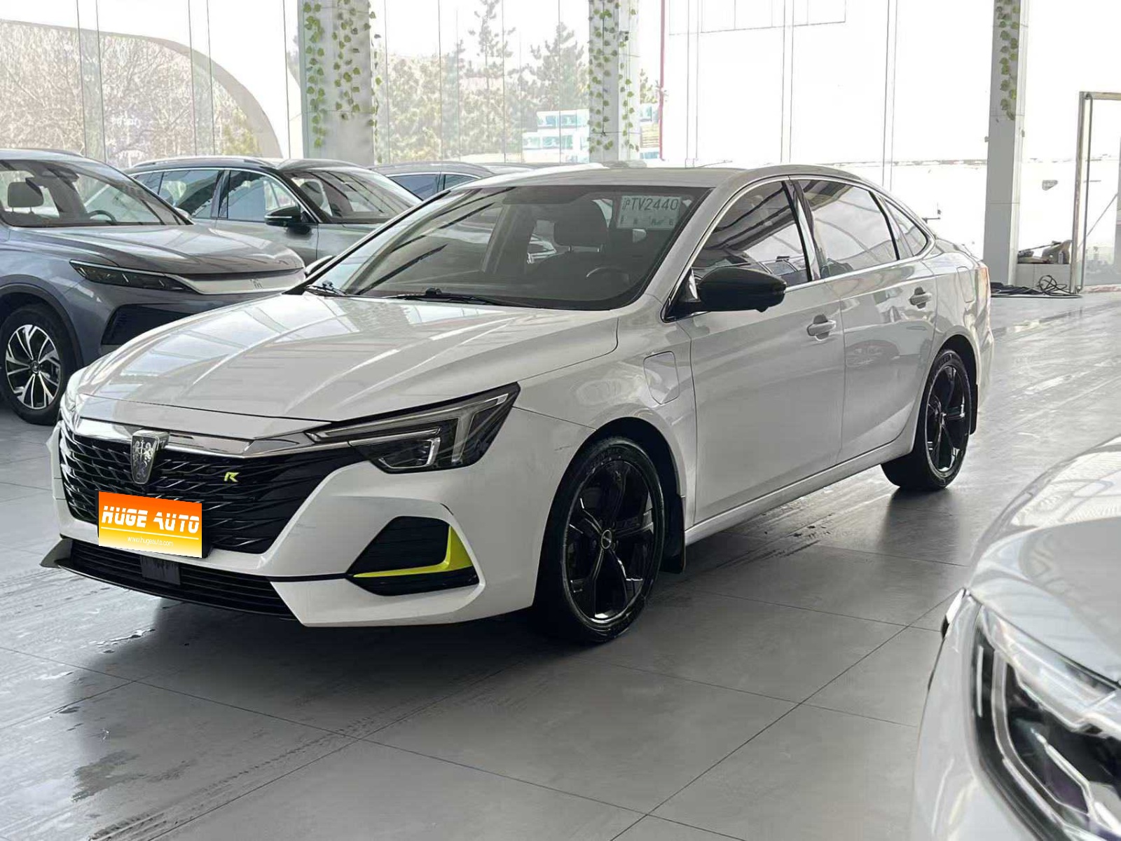 MY2021 Roewe i6 MAX NEV 1.5T PHEV Online Hiring Luxury Version 