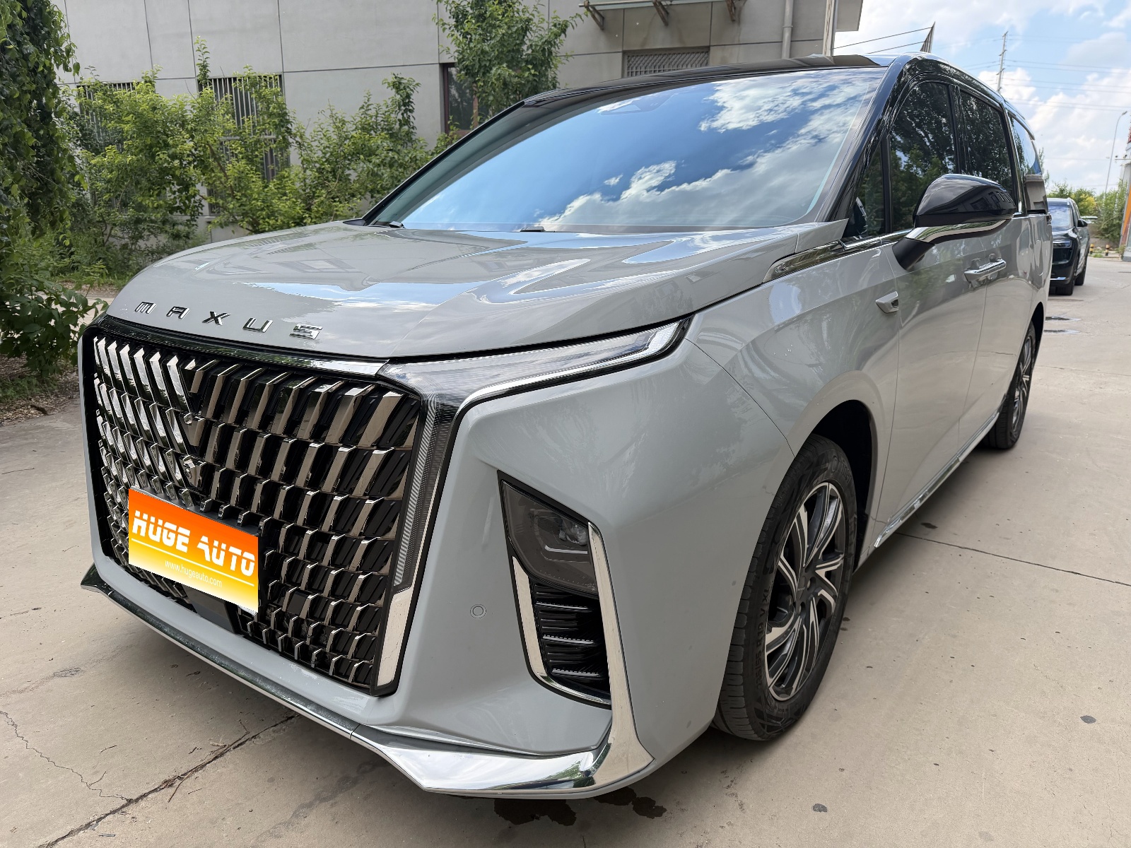 MY2022 MAXUS G90 2.0T Nebula 7-Seat 
