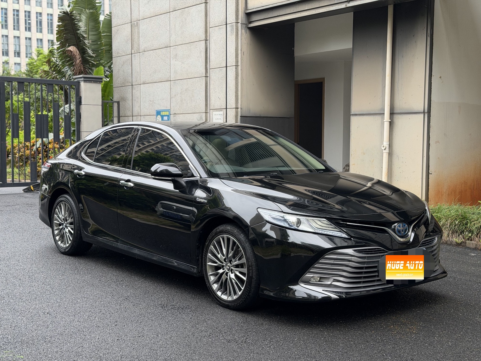 MY2018 Camry Hybrid 2.5HG Luxury Version 