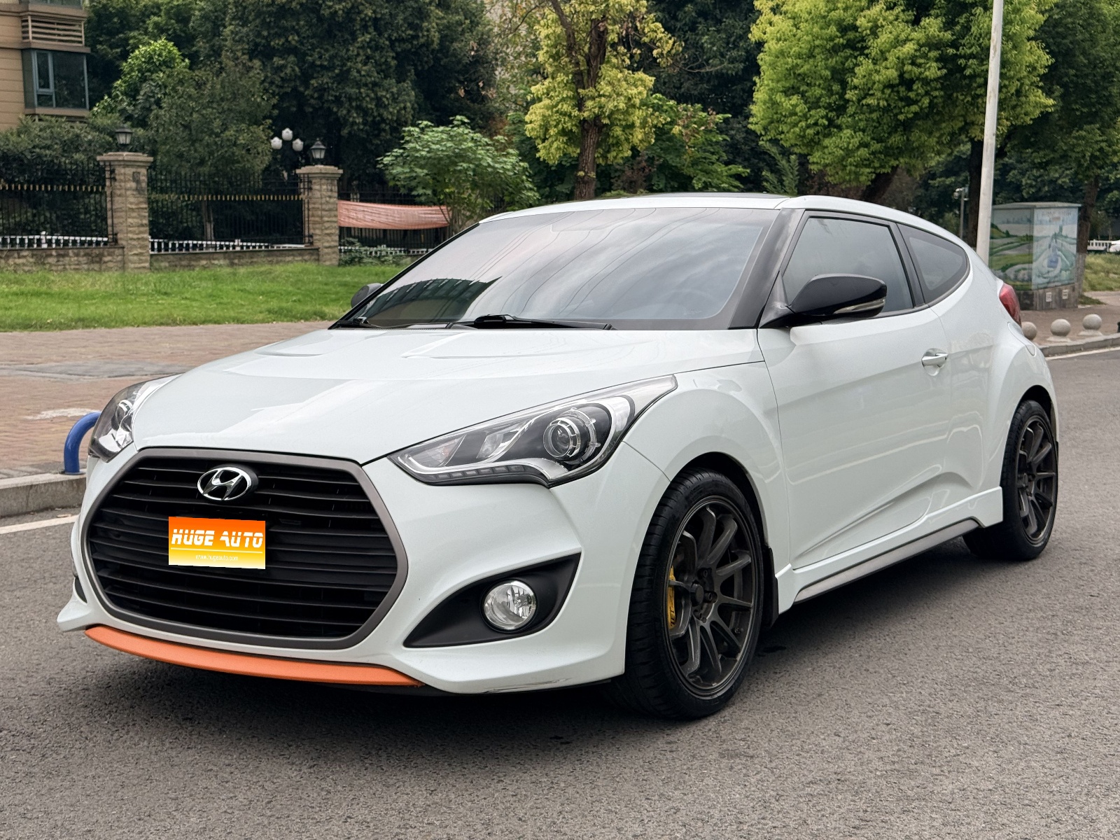 MY2015 Veloster 1.6T AT Luxury Version 
