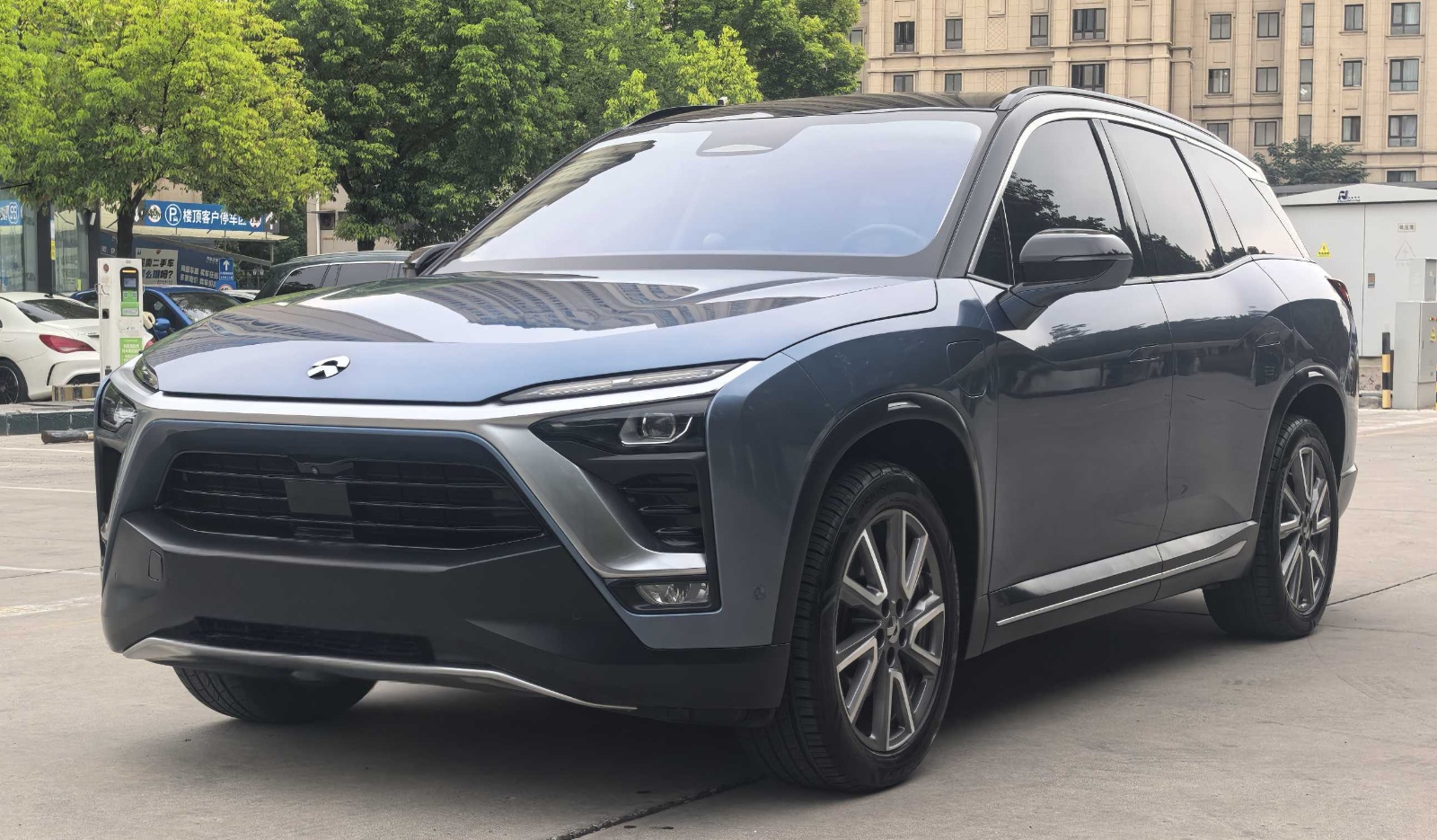 MY2018 NIO ES8 355KM Basic Version 7-Seat 