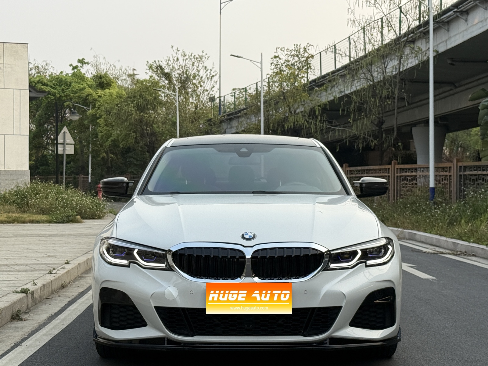 MY2020 BMW 3 Series 325Li M Sport Pack.