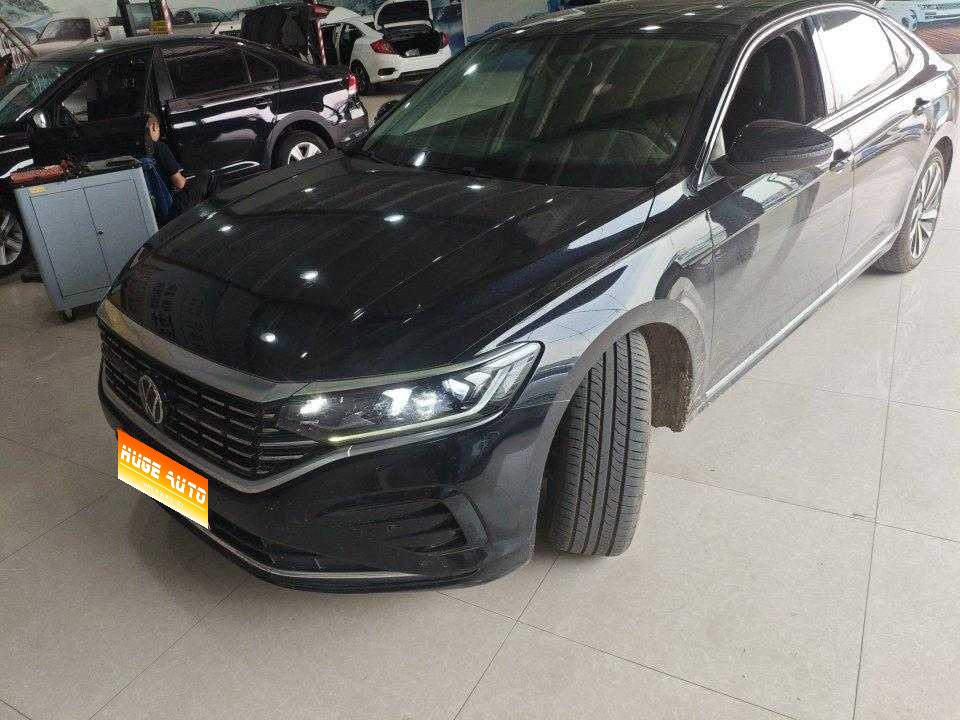 2022款 帕萨特 330TSI 精英版