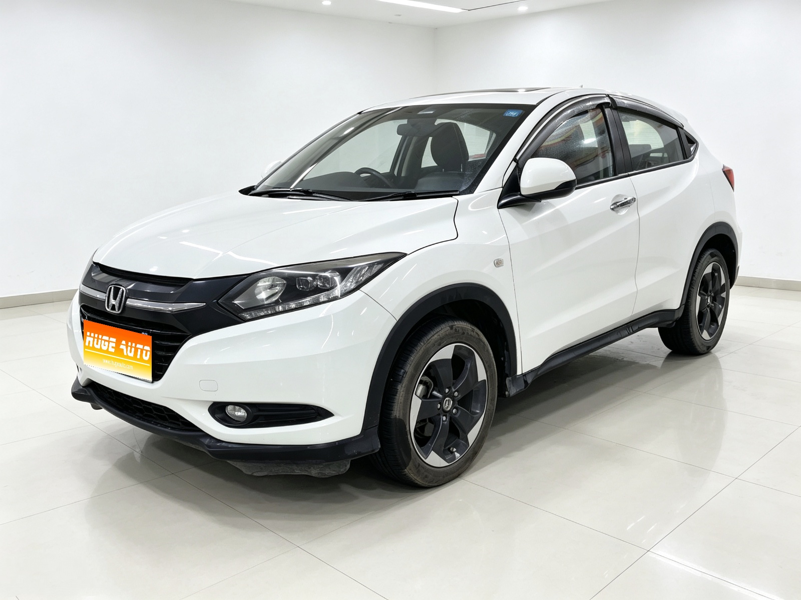 MY2017 Vezel 1.8L CVT 2WD Pioneer Version 