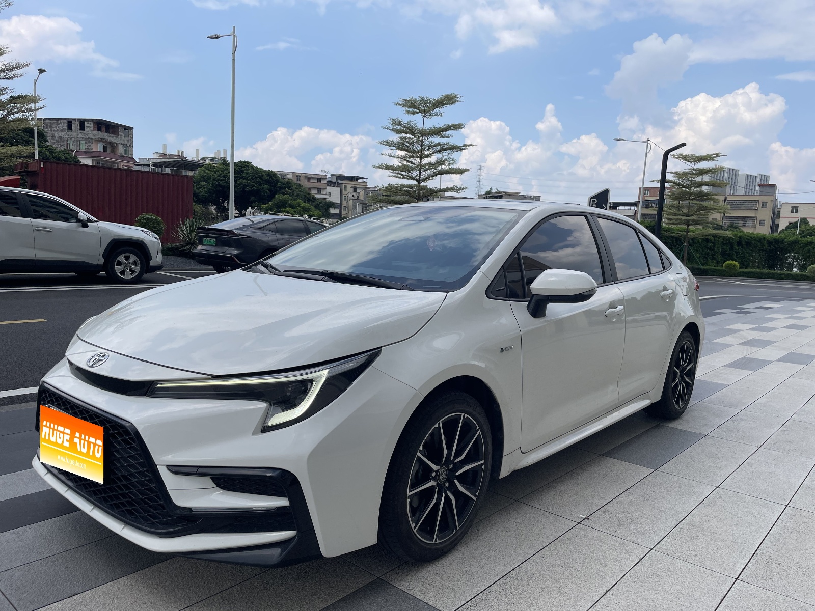 MY2024 Levin THS-II 1.8L Sport