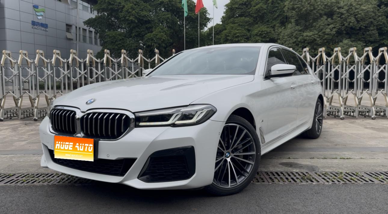 MY2023 BMW 5 Series 530Li Lead Version M Sport Kit 