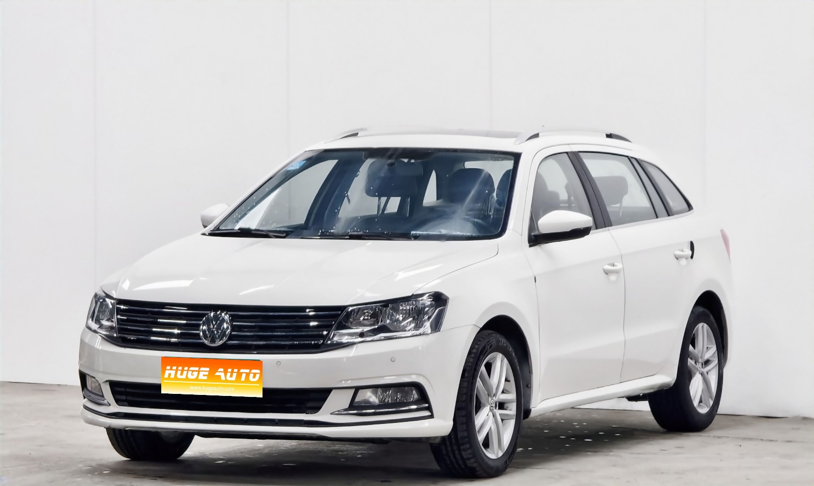 MY2017 Gran Lavida 1.6L AT Comfort Version 