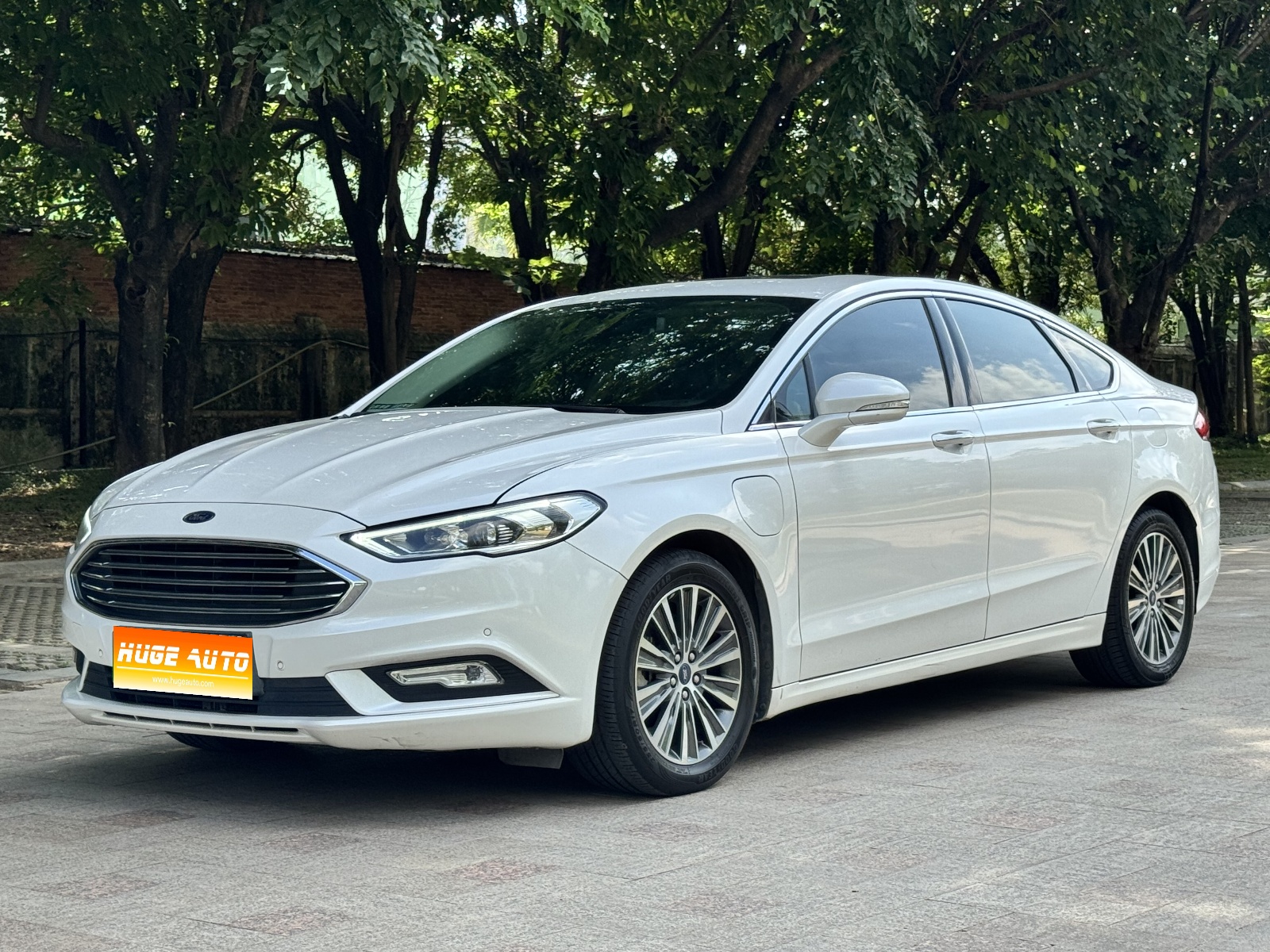 2018款 蒙迪欧新能源 2.0 PHEV 智控豪华型 国VI