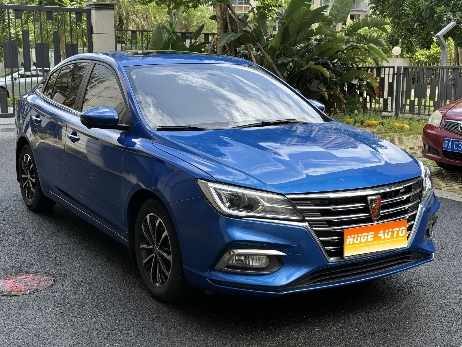 2020款 荣威i5 1.5L 自动4G互联领豪智驾版