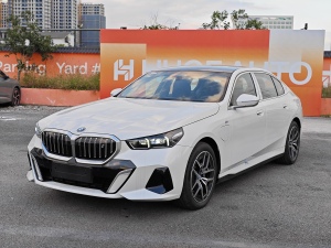 MY2024 BMW i5 eDrive 35L M Sport kit