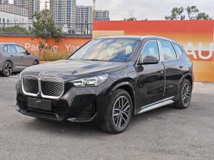 MY2023 BMW iX1 eDrive25L M Sport kit