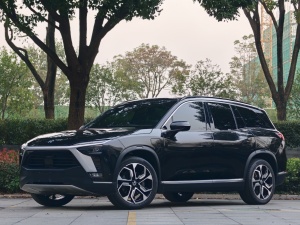 2020款 蔚来ES8 580KM 签名版 六座版
