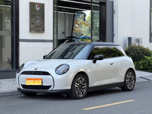 MY2025 Electric MINI COOPER 456km COOPER E Classic