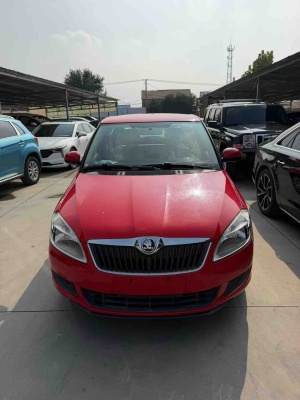 MY2014 Fabia 1.4L AT Delicated Version
