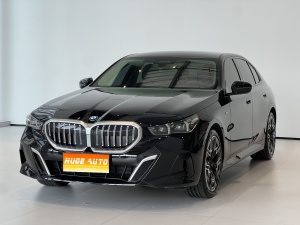 MY2024 BMW 5 Series 530Li Exclusive M Sport kit