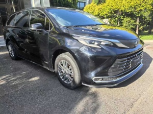 MY2023 SIENNA 2.5L Hybrid  Comfort