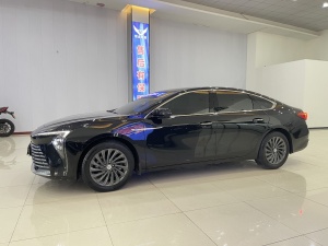2025款 君越 28T 白金版