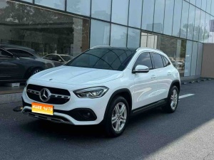 2022款 奔驰GLA级 改款 GLA 200