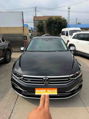 MY2023 Magotan 2 Million units Anniversary 330TSI DSG Luxury Version