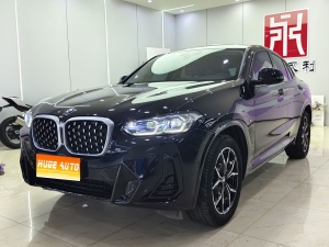 2022款 宝马X4 xDrive 25i M运动套装