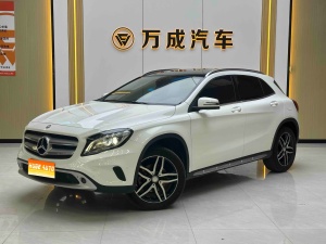 MY2016  Mercedes Benz  GLA Class  GLA 200  Fashion