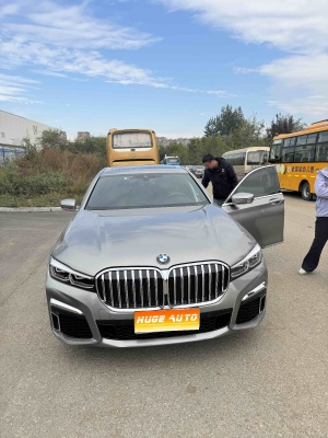 2021款 宝马7系 730Li M运动套装