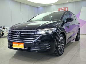 MY2024 Viloran 380TSI Distinguished