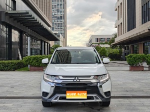 MY2020 Outlander 2.0L 2WD Enjoy Version 5-Seat National VI