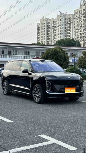 MY2026 NIO ES9 102kWh Executive Console Signature Edition
