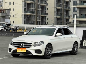 2016款 奔驰E级 E 300 L 运动时尚型