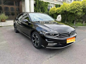 2023款 迈腾 200万辆纪念版 330TSI DSG领先型