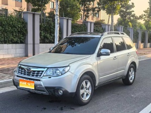 MY2012 Forester Classic 2.0XS AT Luxury 