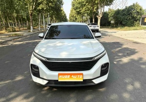 2020款 宝骏RC-5 1.5L 手动智耀精英型